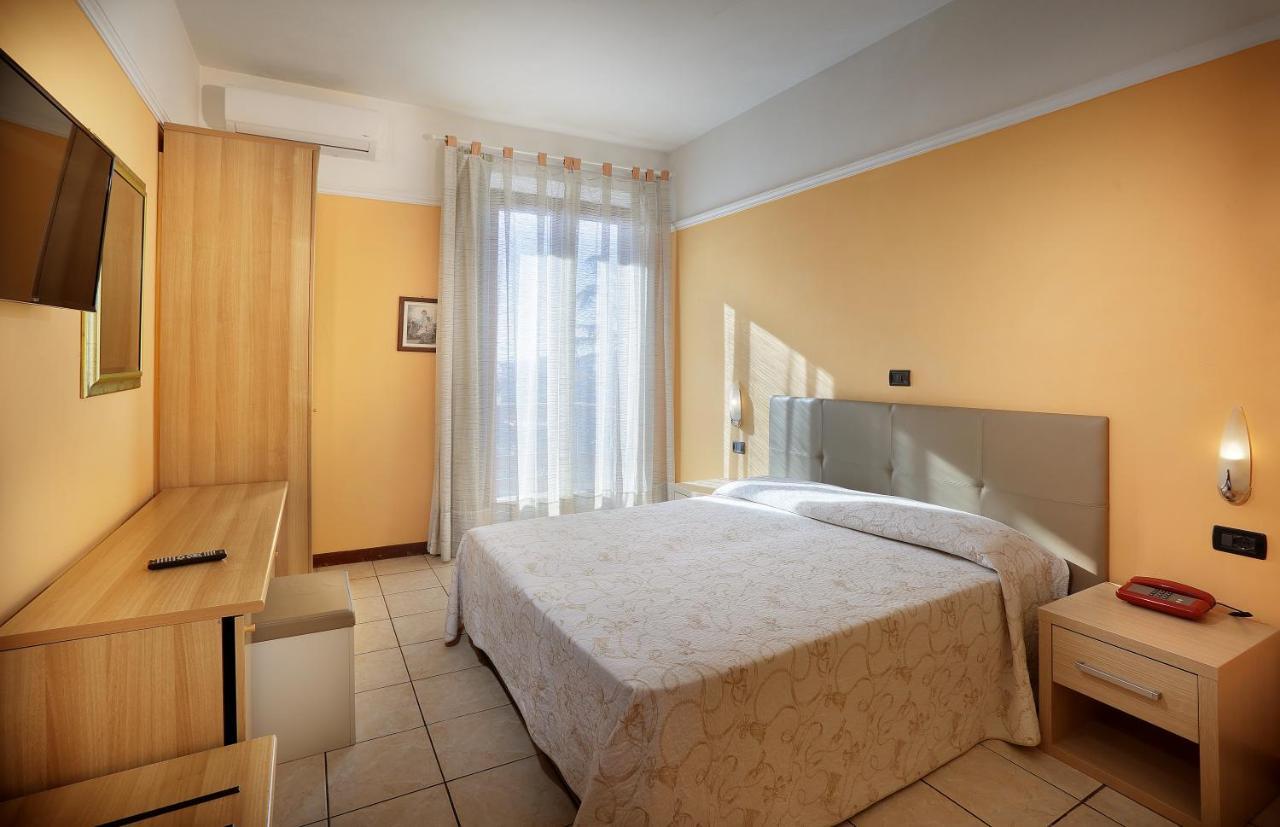 Double Room,1331839496:JPEG